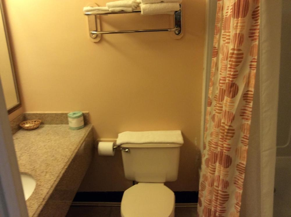 Village Inn Annapolis MD